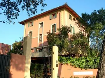 La Excelsior Hotel